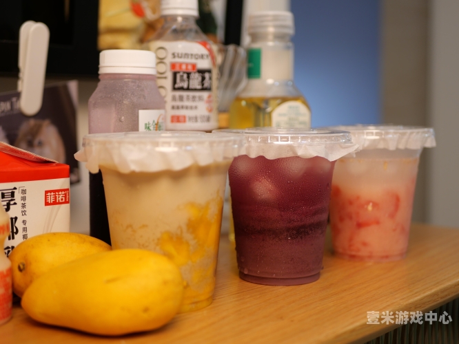 草莓丝瓜芭乐鸭脖奶茶，夏日冰饮的极致体验黄金网站app免费大全中国