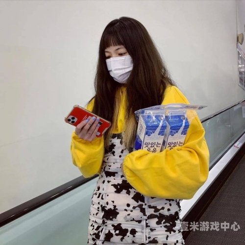 国产自拍视频引领潮流，人人草角色设定解析