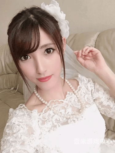 日本人妻最新在线中日本人妻最新在线中