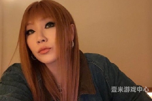 百度搜索热门角色设定，久久亚洲婷婷一区二区三区